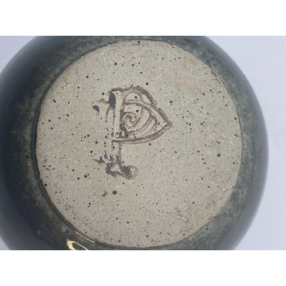 Handcrafted Studio Pottery Egg Separator Funny‎ Face Spongewear Kitchen Gadget